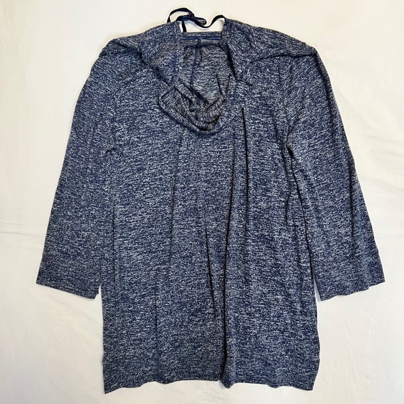 Women Jockey Hoodie - Picture 4 of 4